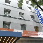 CENTRAL Hotel Duesseldorf