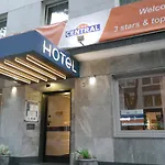 CENTRAL Hotel Duesseldorf