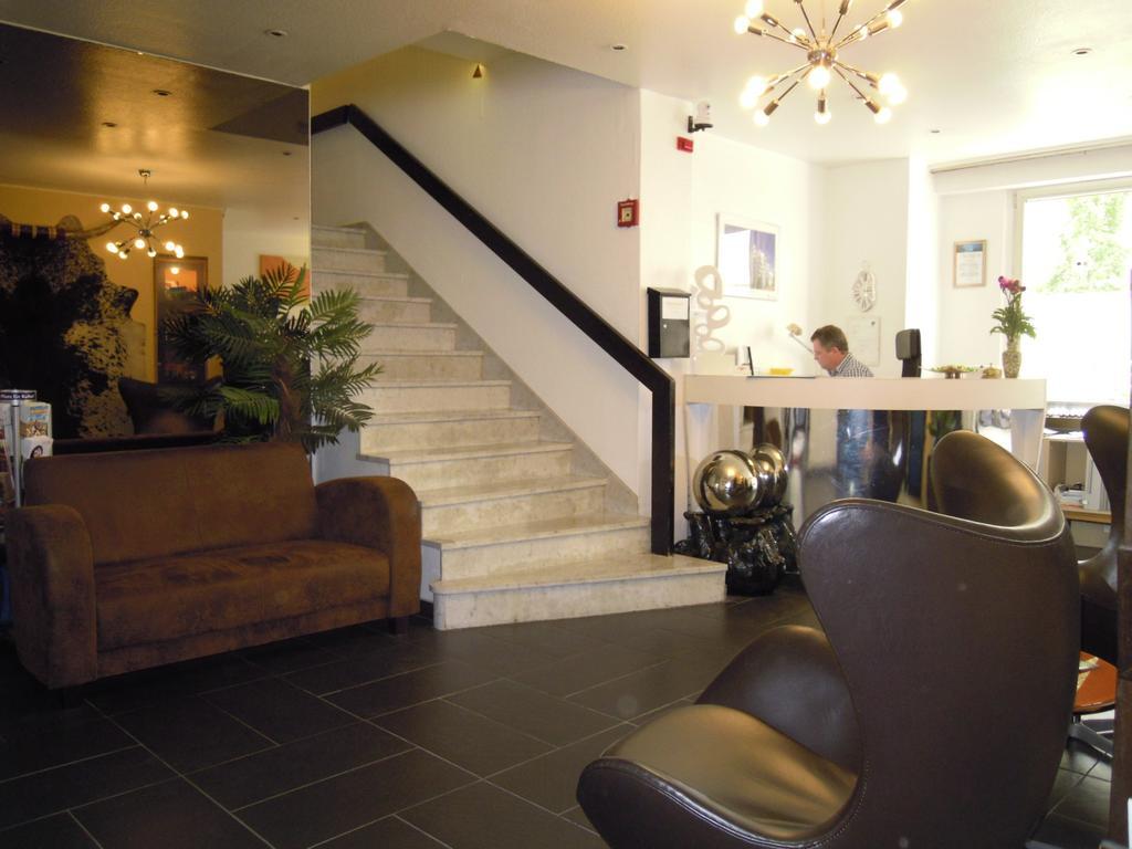 CENTRAL Hotel Duesseldorf